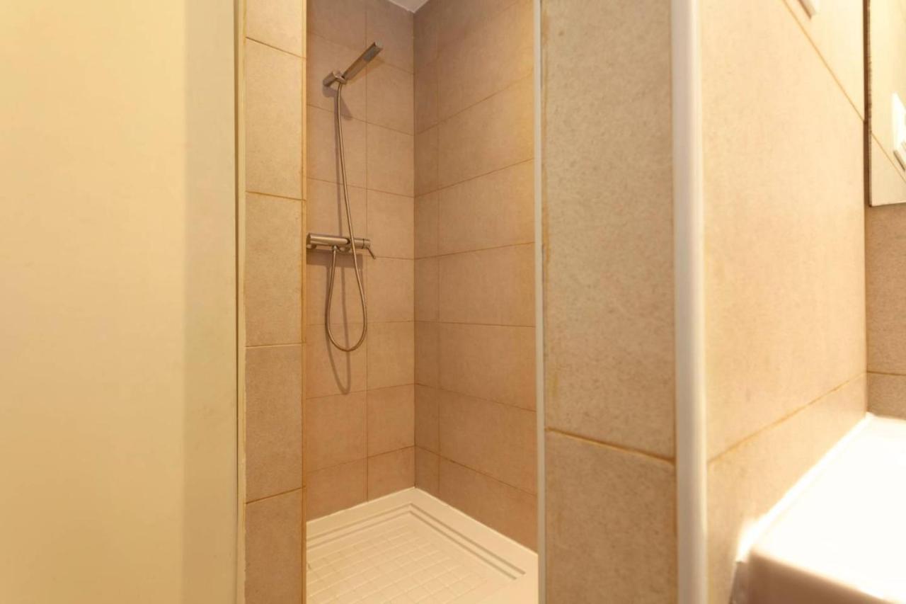 Centric 2 Bedroom With A Private Lovely Terrace * Barcellona